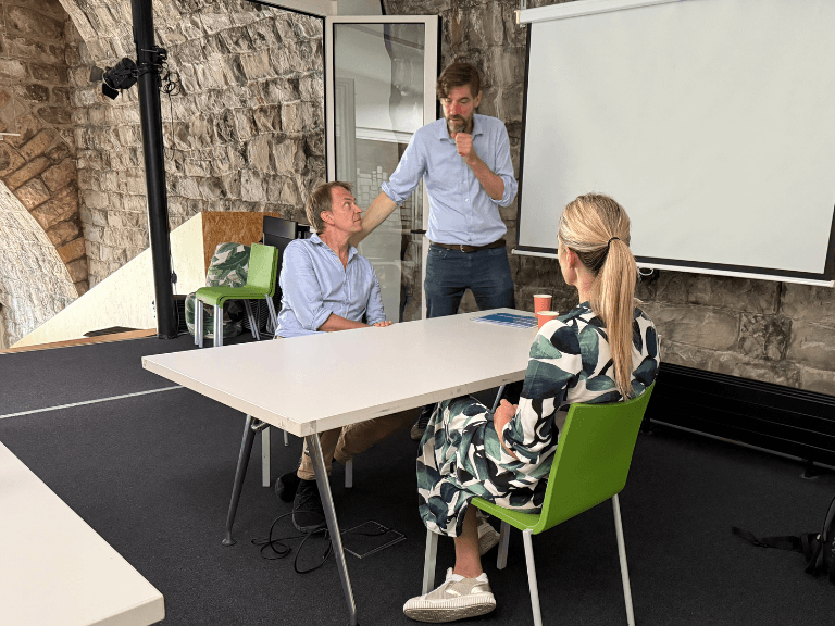 hr community website blog